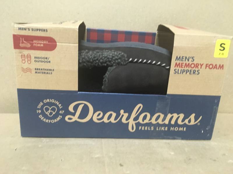 Mens Dearfoam Microsede Memory Foam Moccasin Shepra Lined Slippers, Brown Small 7-8 not used