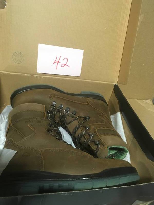 Wolverine Mens I-90 Durashocks Size 9M Brown Nubuck Leather Waterproof 8 in. Boot not used