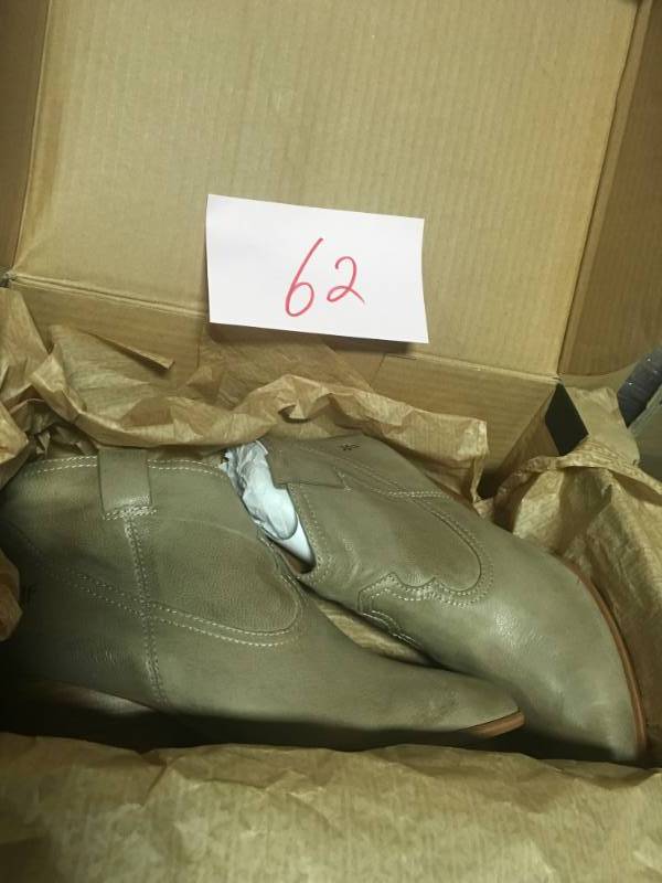 Frye Reina Bootie Ankle Boots Womens 8.5 Medium Width, Color Ash not used