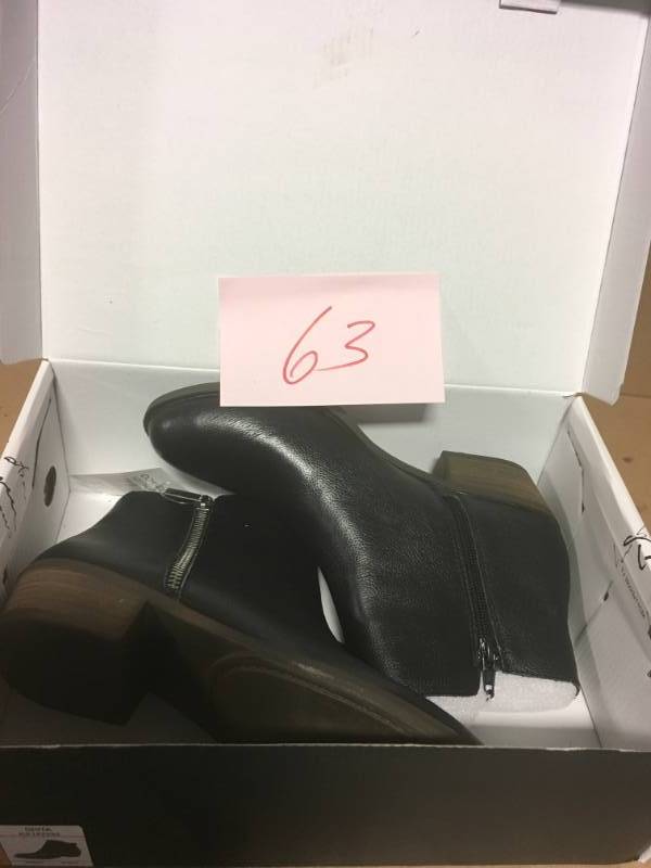 Kensie Womens Black Leather Ghita Ankle Bootie SZ 8.5 not used