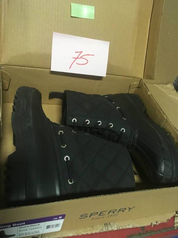 Sperry Top-Sider Ladies Quilted Gosling Duck Boot - Size 8 - Black not used