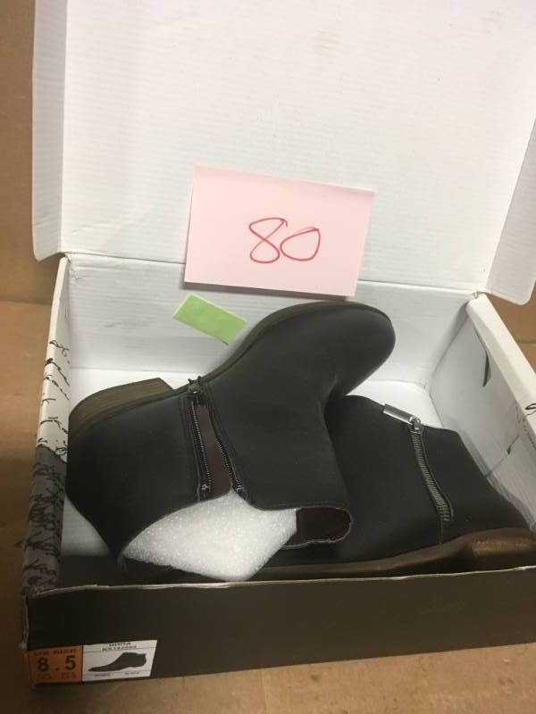 Kensie Womens Black Leather Ghita Short Ankle Boots SZ 8.5 not used