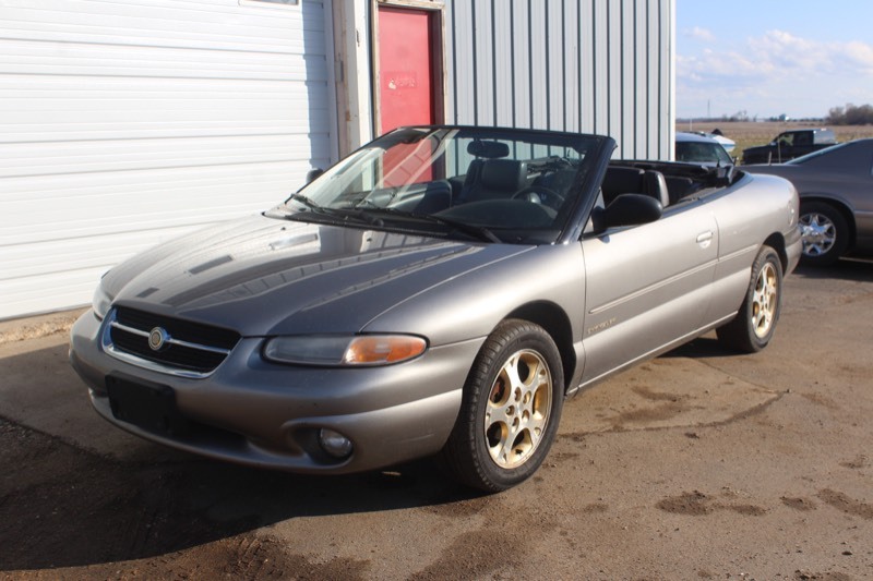 lot 3670 image: 1998 Chrysler Sebring JXi Convertible - 98,657 Miles -