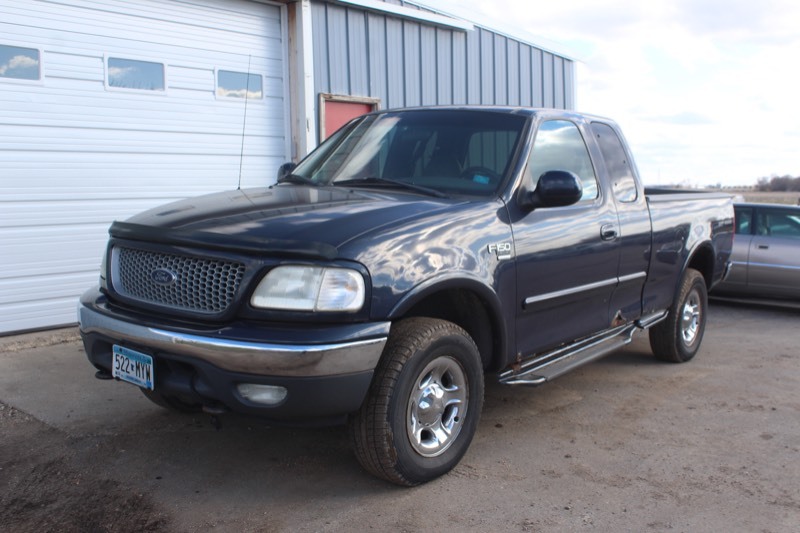 1999 Ford F150 Extended Cab 4x4 - 2 Owner -