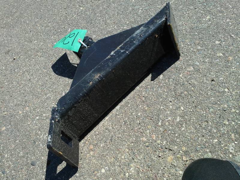 Receiver Hitch for Skid Steer Quick Attach