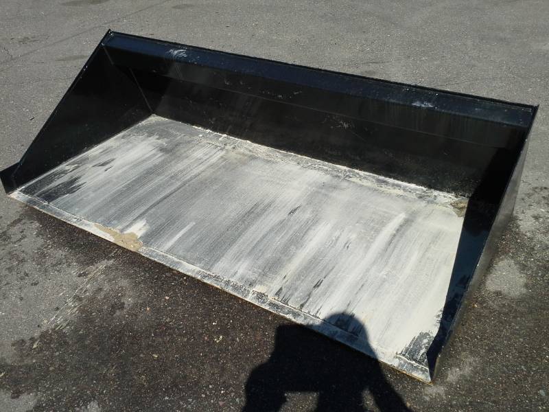 72 MaterialSnow Bucket (Skid Steer Attachment)