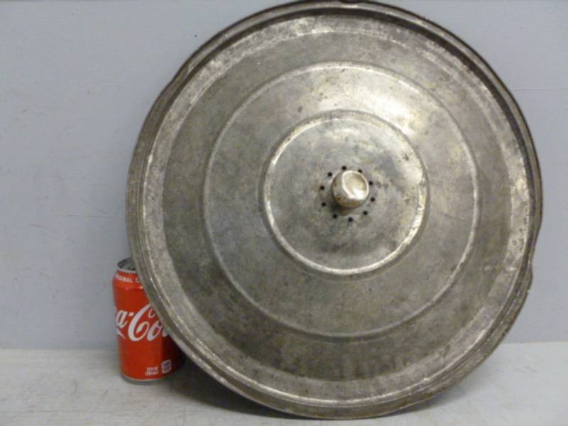 lot 27 image: Antique Bread Dough Pan Lid