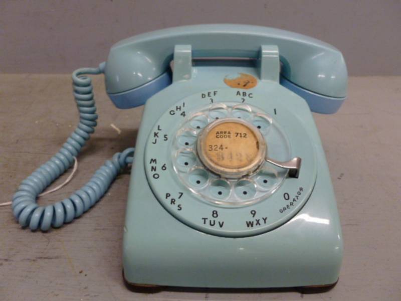lot 30 image: Vintage Telephone