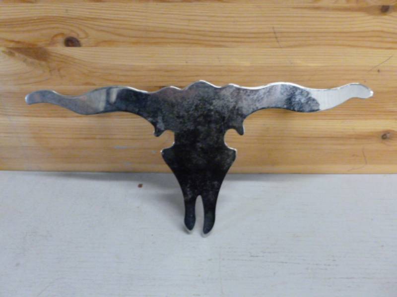 lot 43 image: Grill Ornament