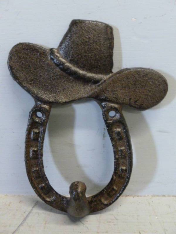 lot 118 image: Cast Iron Hat Hook