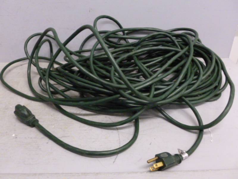 lot 142 image: Extension Cord