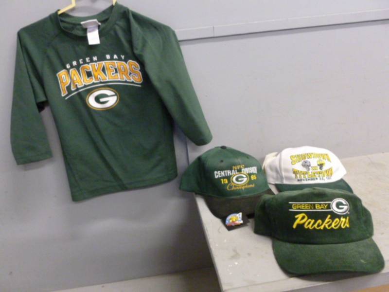 lot 155 image: Green Bay Packers Collectibles