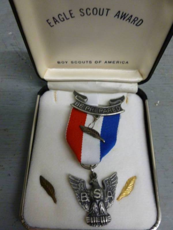 lot 175 image: Boy Scouts Collectible
