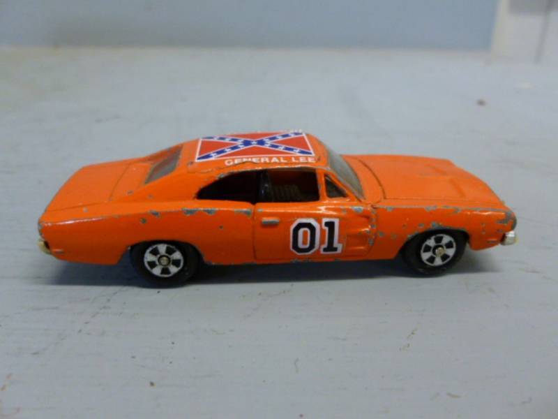 lot 184 image: Dukes Of Hazzard