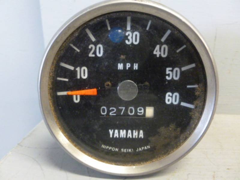 lot 203 image: Vintage Speedometer