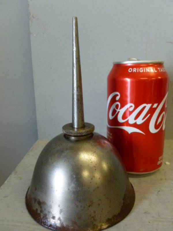 lot 206 image: Vintage Eagle Oilier
