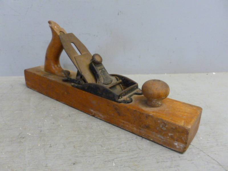 lot 223 image: Antique Block Plane