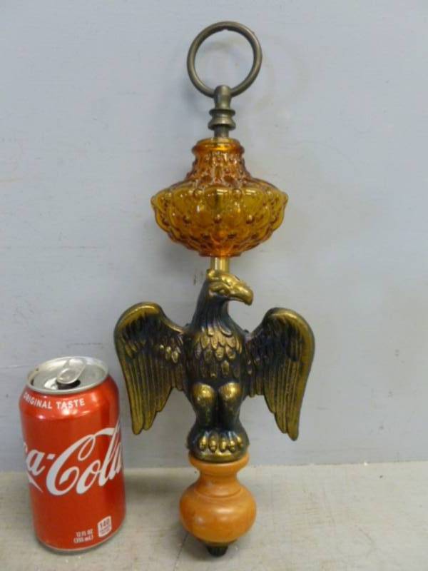 lot 225 image: Vintage Eagle Decoration