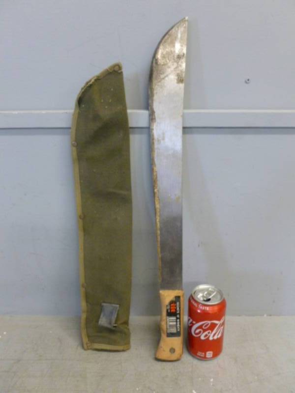 lot 244 image: Machete Knife