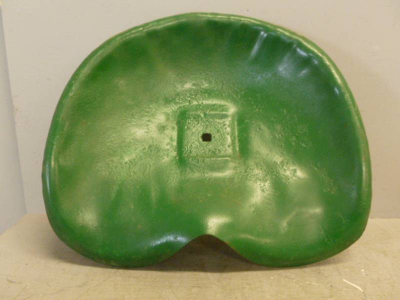 lot 245 image: Vintage Tractor Seat