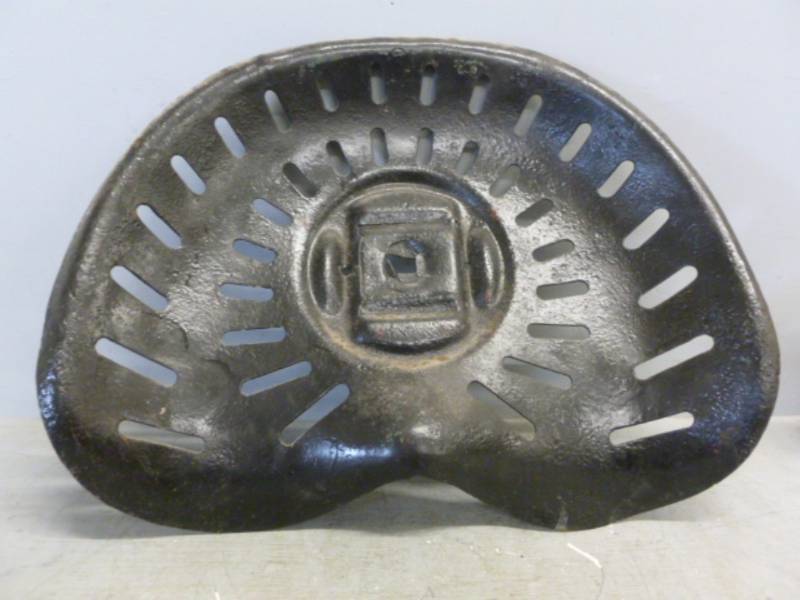 lot 246 image: Vintage Tractor Seat