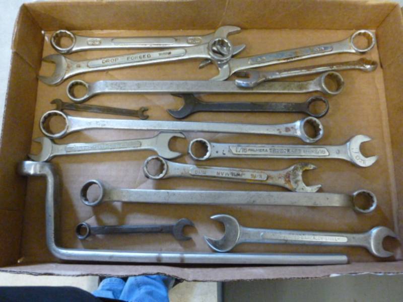 lot 266 image: Tools