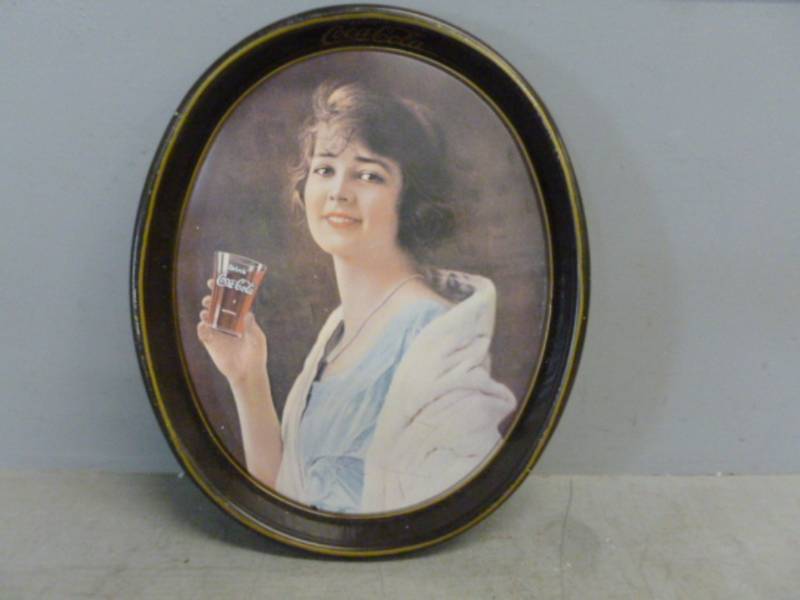 lot 287 image: Vintage Coca-Cola Tray