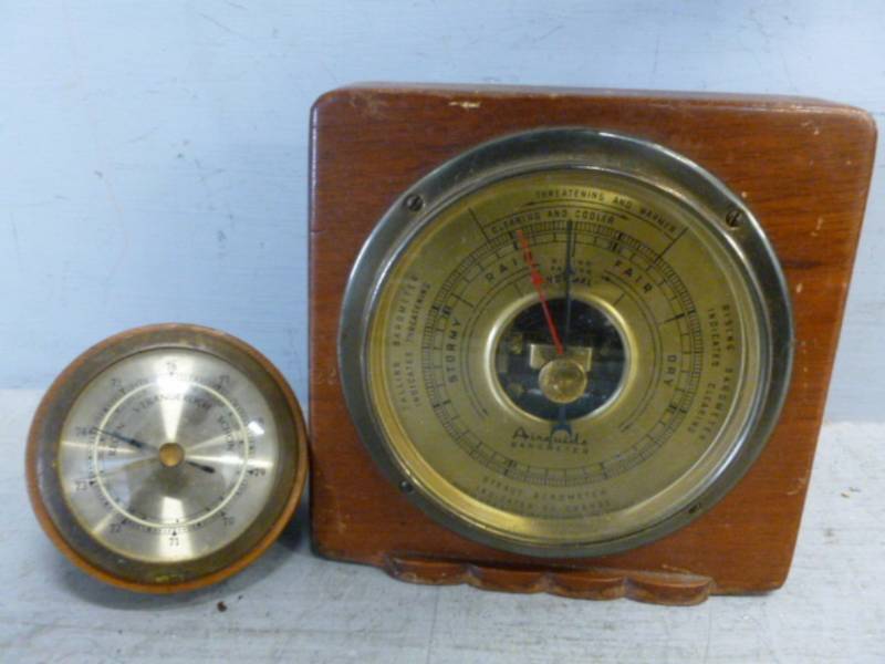lot 292 image: Vintage Items