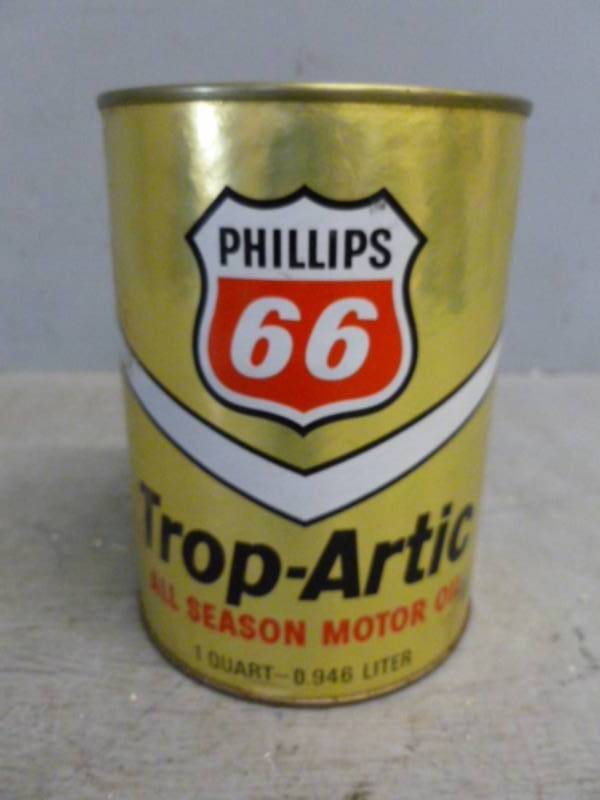 lot 305 image: Vintage Oil Can