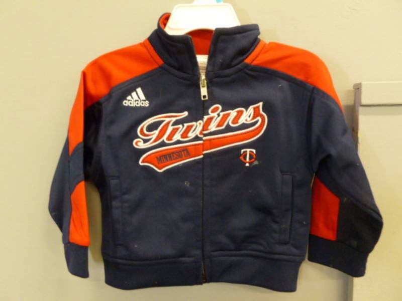 lot 322 image: Minnesota Twins Collectible
