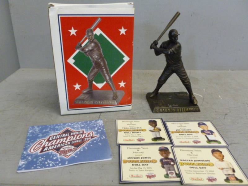 lot 325 image: Minnesota Twins Collectible