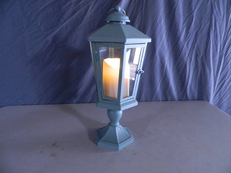 lot 20 image: Genuine Luminara Lantern with Luminara Flameless Candle