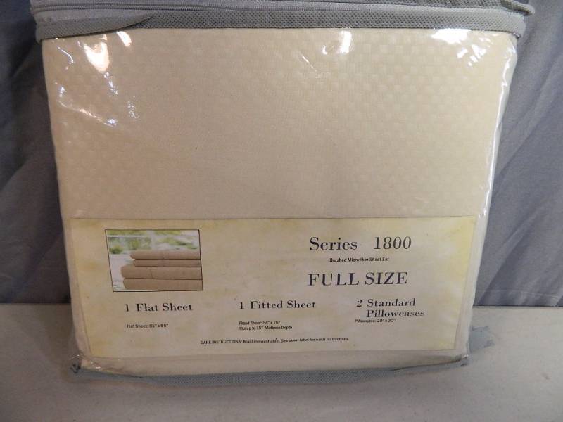 lot 89 image: New FullSize 4 Piece Sheet Set