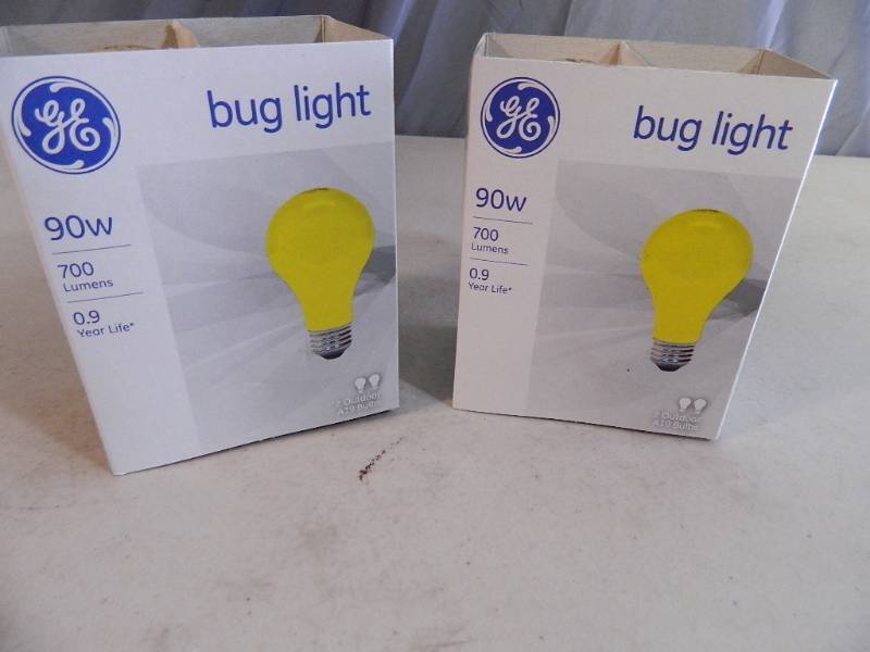 lot 108 image: 4 New GE Bug Lights