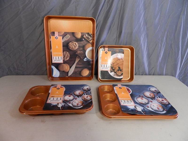 lot 114 image: 4 New Elle Gourmet Pans