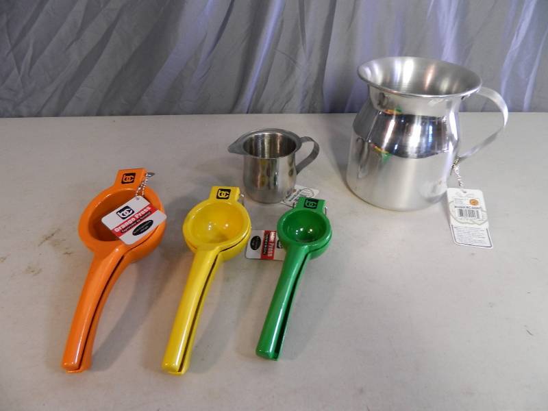 lot 133 image: New Kitchen Items