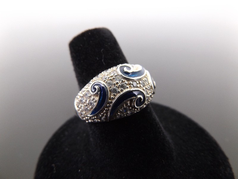 lot 74 image: .925 Sterling Silver Enamel Swirl Crystal Daome Ring Size 7.5