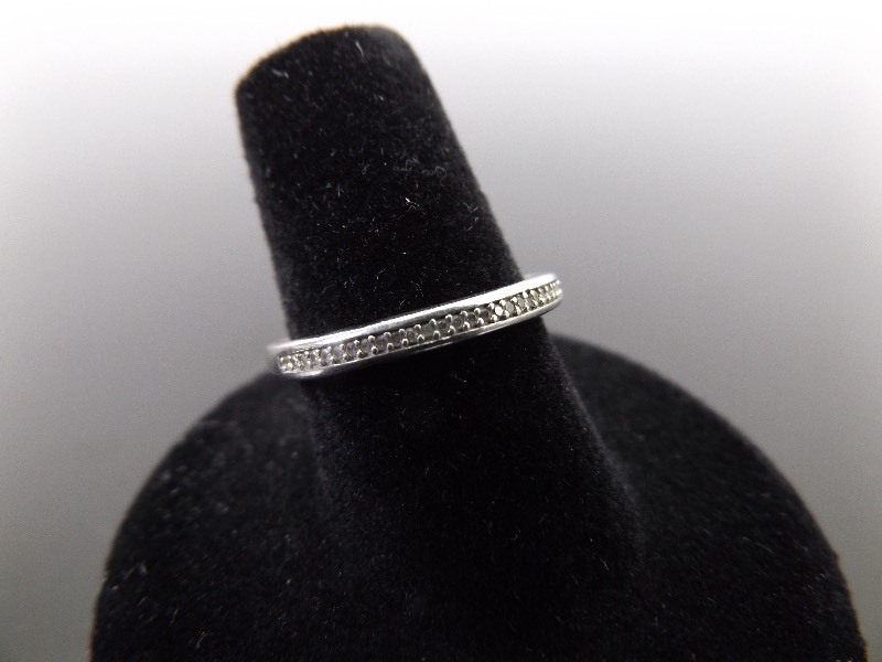 lot 94 image: .925 Sterling Silver Diamond Ring Size 7.375