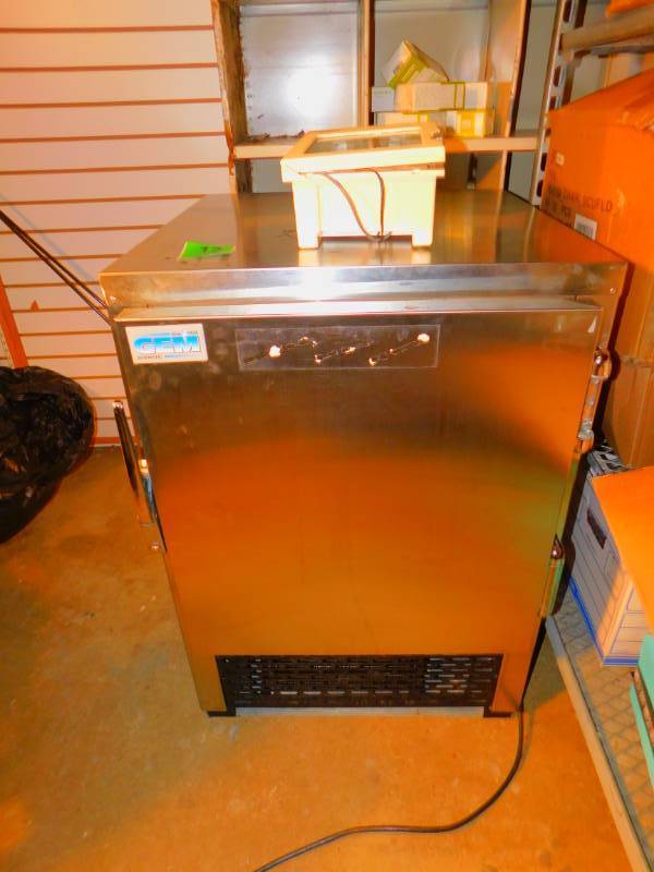 Gem Scientific Refrigerator