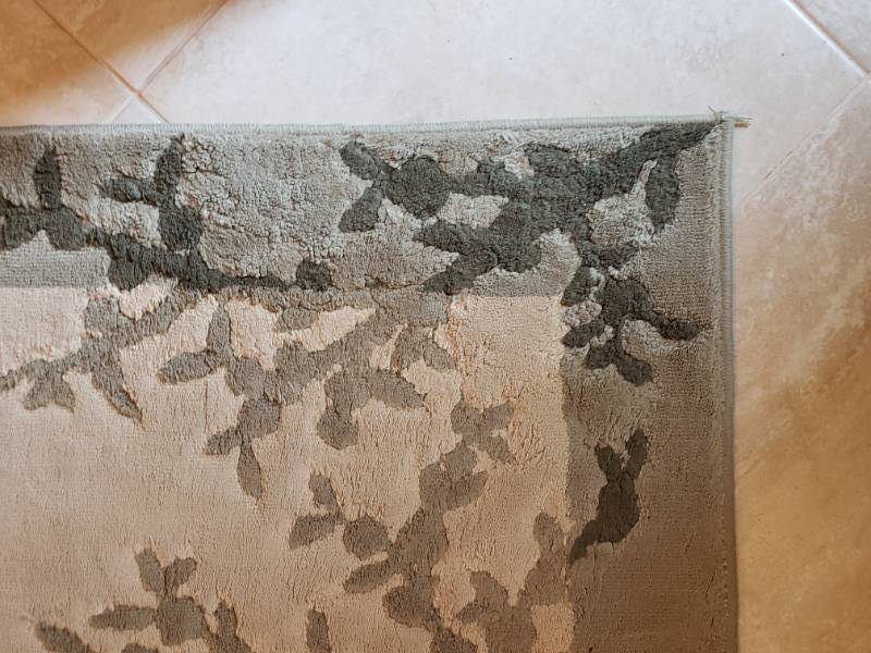 lot 54 image: Decorative Runner Rug