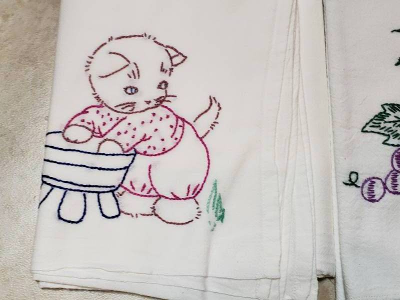 lot 74 image: Needle Point Hand Crafted Kitchen Towels