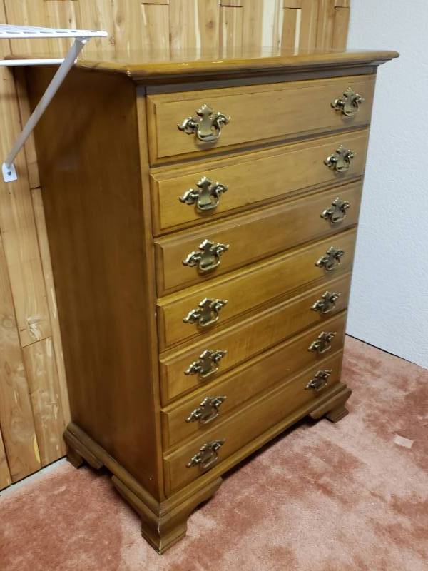 lot 104 image: Young Hinkle Maple House Dresser in Solid Maple