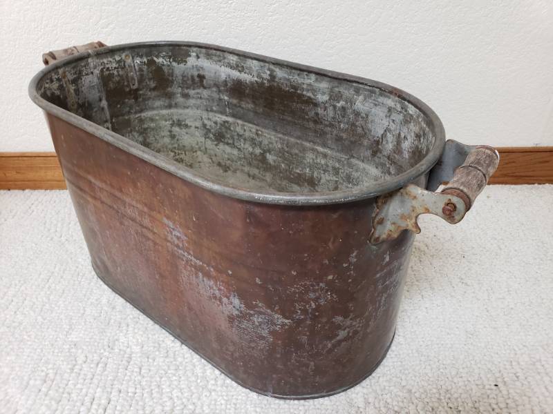 lot 107 image: Antique Copper Boiler
