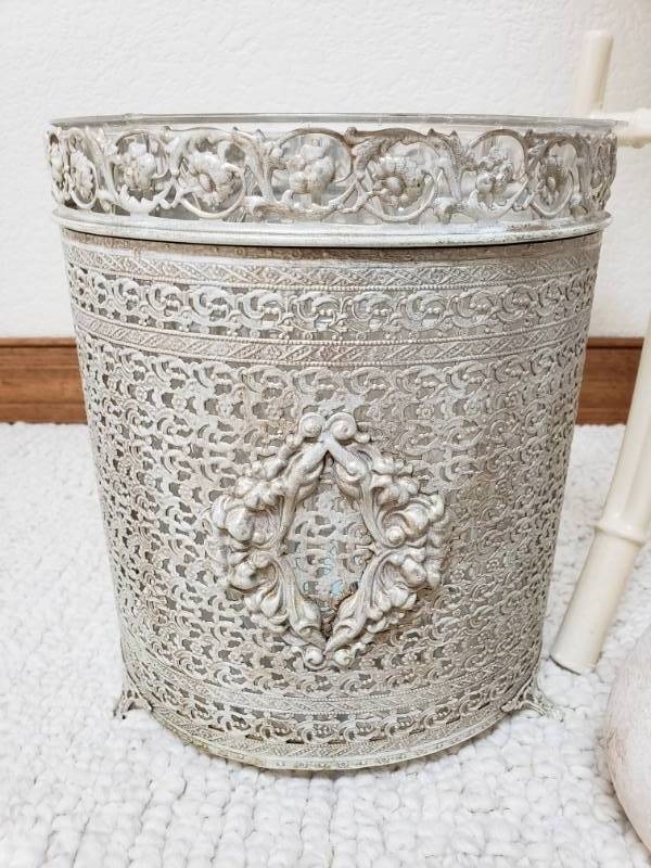 lot 109 image: Decorative Metal Stand with Metal Can