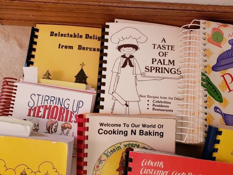 lot 173 image: Vintage Cook Book Collection