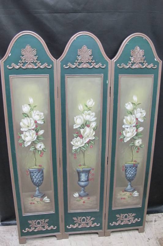 lot 70 image: River of Goods 3-Panel Room Divider
