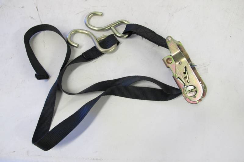 lot 46 image: Lot of 8 BlackGold ISI 1 x 63 Ratchet Straps - USED