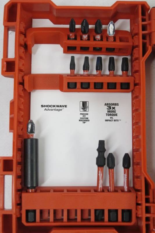 lot 104 image: Milwaukee Shockwave Impact Duty Steel Driver Bit Set (45-Piece) - Missing Pieces