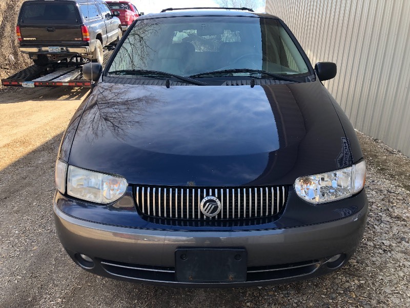 lot 13 image: 2002 MERCURY VILLAGER NO RESERVE