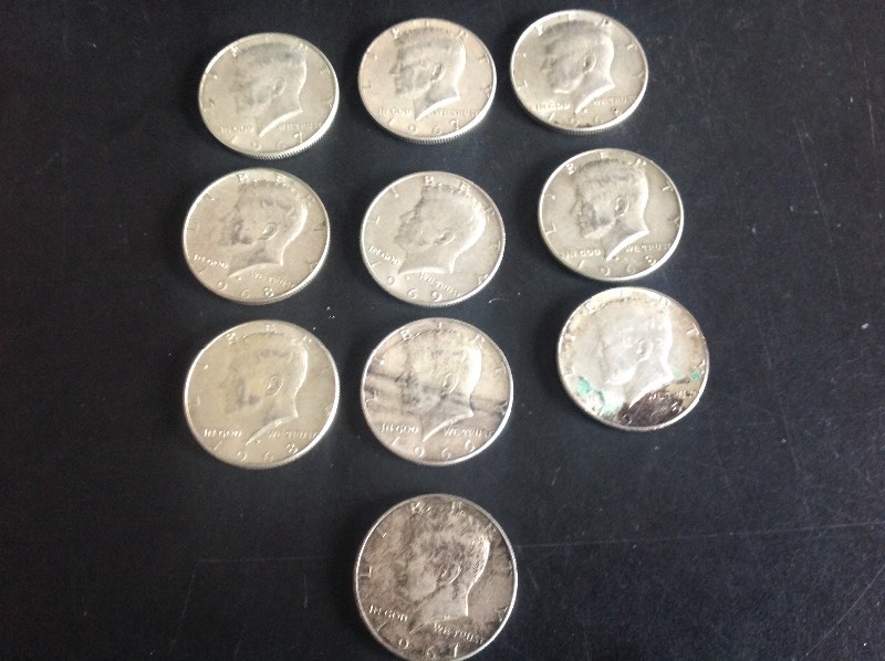 10 - Kennedy Half Dollars 40% Silver